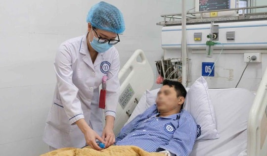 Cứu sống bệnh nhân 75 tuổi mắc cúm B biến chứng nặng