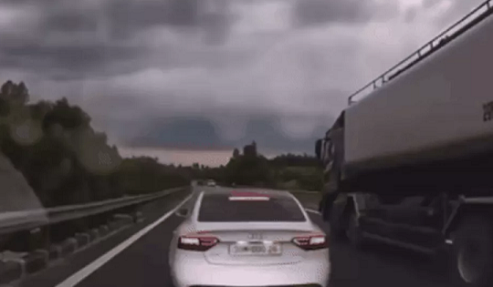 Tài xế lái Audi lạng lách trên cao tốc Nội Bài - Lào Cai dương tính với ma túy là ai?