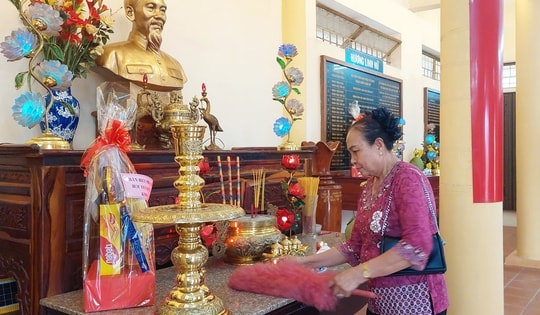 Xúc động nghĩa tình đồng đội Quân y Miền B2