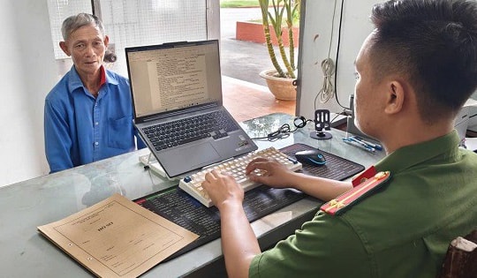 Thay tên đổi họ, trốn truy nã suốt 38 năm vẫn không thoát