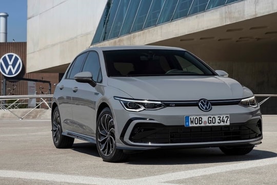 Giá Volkswagen Golf nhập khẩu từ Đức sắp về Việt Nam