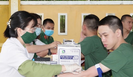 Hành trình tiếp bước của thân nhân liệt sĩ Rào Trăng