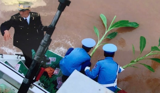 Chuyện về người vợ có chồng liệt sĩ 'nằm lại giữa trùng khơi'