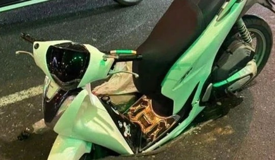 Nguyên nhân gây 'hố tử thần' nuốt nửa xe máy ở đường Trường Chinh