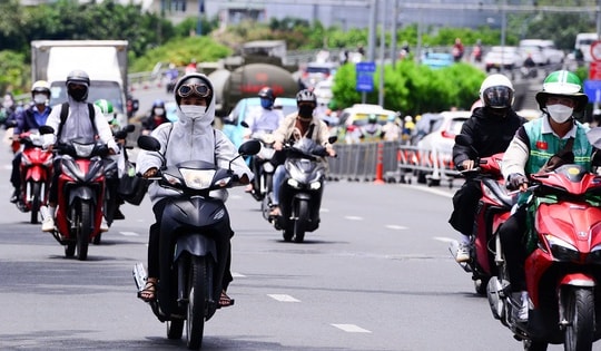 Nắng nóng gay gắt lan rộng khắp miền Bắc và miền Trung