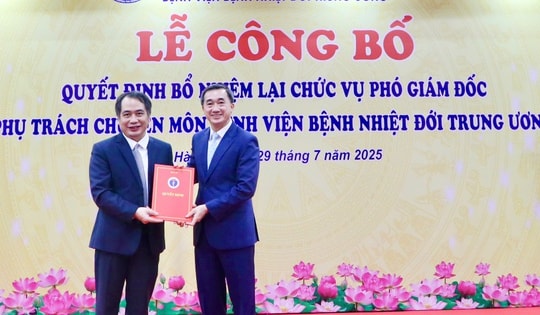 BSCKII Nguyễn Trung Cấp tiếp tục được bổ nhiệm làm Phó Giám đốc chuyên môn Bệnh viện Bệnh nhiệt đới TW