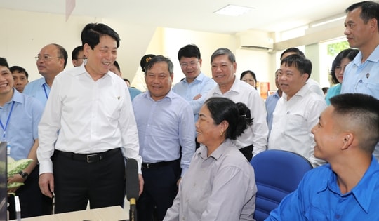 Chủ tịch nước Lương Cường dự sinh hoạt chi bộ ở Quảng Ninh