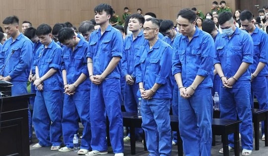 'Ông trùm' nhóm đòi nợ bằng thủ đoạn ghép ảnh khỏa thân lĩnh án hơn 12 năm tù