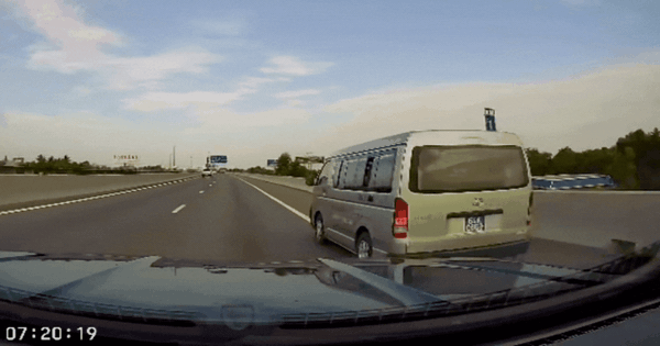 Lại thêm một xe biển xanh bị xử phạt vì vi phạm trên cao tốc