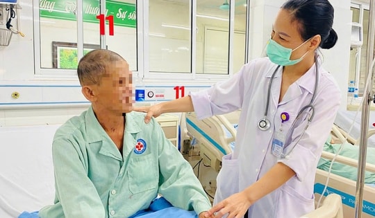 Cứu sống người đàn ông 63 tuổi mang trong mình nhiều bệnh lý nguy hiểm