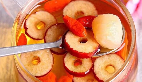 6 loại trà thảo dược giúp giảm căng thẳng, lo âu