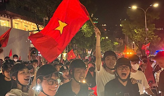 'Đi bão' mừng U23 Việt Nam vô địch, nhiều 'quái xế' dưới 18 tuổi bị xử lý