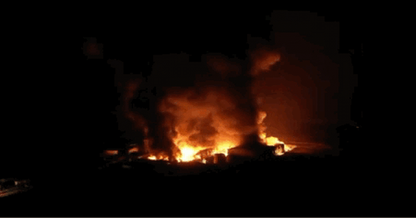 Cháy lớn tại Lào Cai, thiêu rụi hơn 3.500m² nhà xưởng và 2.000 tấn nguyên liệu