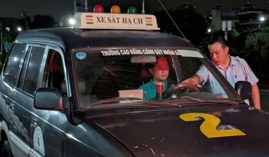 TP Hồ Chí Minh tổ chức thi sát hạch lái xe đến khuya, giải quyết hồ sơ tồn đọng