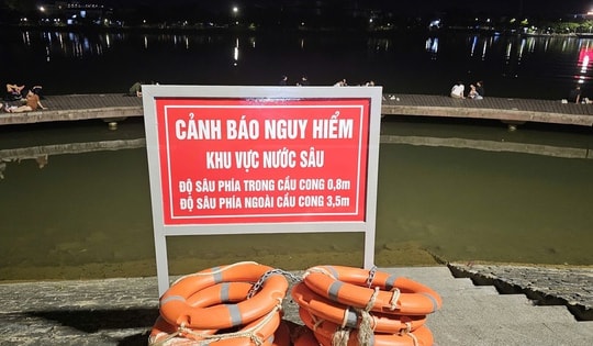 Thiếu niên đuối nước khi cùng nhóm bạn ra chơi ở sông Hương