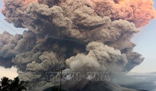 Indonesia đối mặt vụ phun trào núi lửa lớn bậc nhất trong gần 15 năm