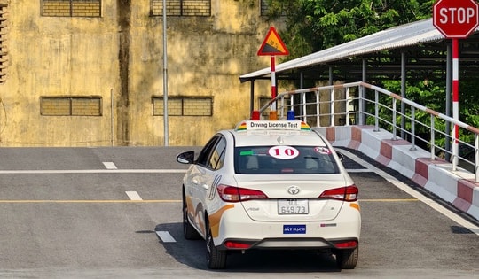 Hơn 3 tháng sát hạch lái xe: 30% trượt, gần 37.000 hồ sơ 'kẹt' chưa thi