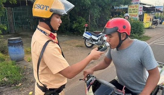 Xử lý nhiều trường hợp vi phạm nồng độ cồn, có lái xe vượt 5 lần mức kịch khung