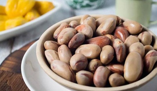 6 nhóm người không nên ăn hạt mít