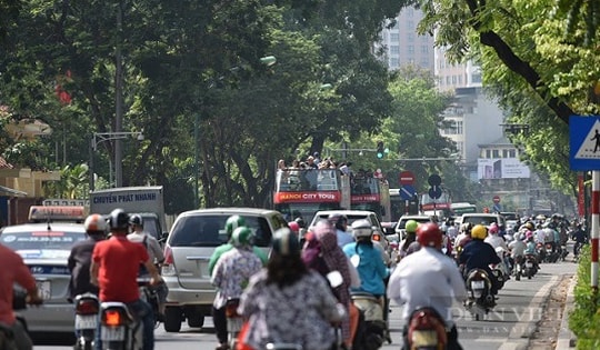Hà Nội: UBND phường Cửa Nam bác thông tin là nơi đầu tiên thí điểm cấm xe chạy xăng