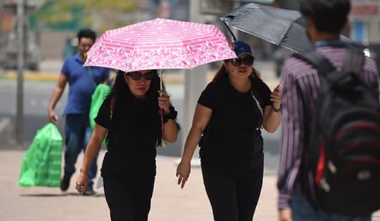 UAE chạm ngưỡng nhiệt 51 độ C sau mùa xuân oi bức nhất lịch sử