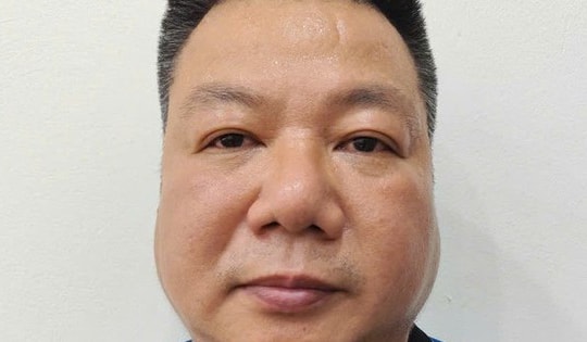 Tạm giữ tài xế 'rút chìa khóa xe khách' trên Vành đai 3