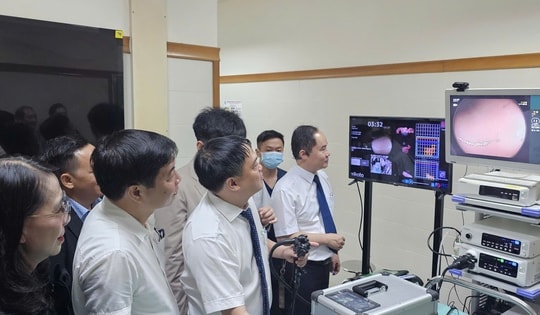 Ứng dụng công nghệ tiên tiến trong nội soi, nâng cao chất lượng chăm sóc sức khỏe nhân dân