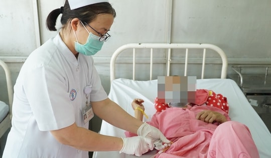 Ghép thận ở miền Bắc Bắc, có thể điều trị chống thải ghép ở miền Nam được không?