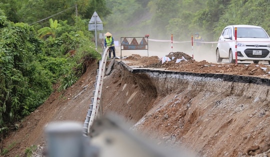 Đường giao thông vùng cao Nghệ An thiệt hại nặng sau lũ