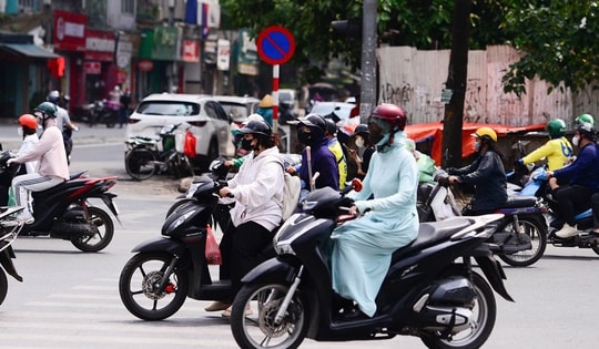 Vì sao Lập thu mà thời tiết vẫn còn nắng nóng gay gắt?