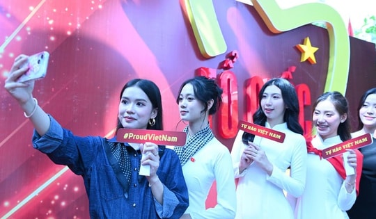 Chiến dịch 'Tôi yêu Tổ quốc tôi' khơi dậy tình yêu nước mạnh mẽ