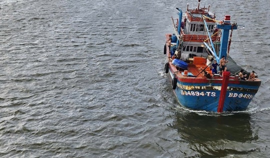 Cảnh báo các tàu thuyền trên biển khi áp thấp nhiệt đới hình thành