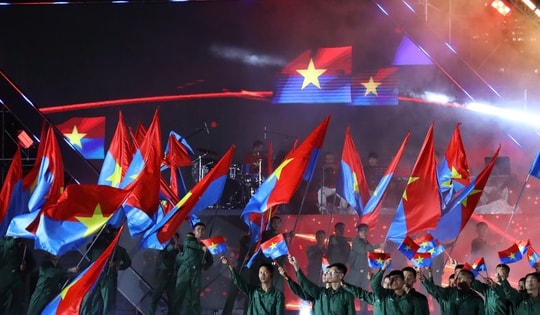 Chương trình 'Dưới cờ vinh quang' – Linh thiêng Việt Nam, hào khí Bộ đội Cụ Hồ