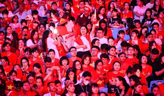 Những khoảnh khắc vô cùng ấn tượng tại concert 'Tổ quốc trong tim'