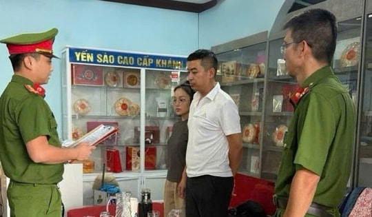 Bắt nhóm đối tượng dùng thẻ thanh toán quốc tế của người khác để chiếm đoạt 30 tỷ đồng