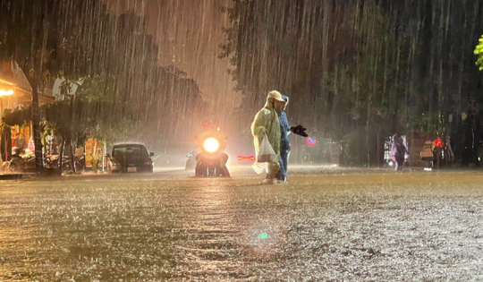 Bão, áp thấp nhiệt đới và nắng nóng cực đoan liên tiếp trong tháng 8-9