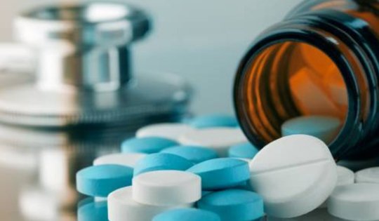 Cách uống thuốc tuyến giáp, đái tháo đường và sắt an toàn, hiệu quả