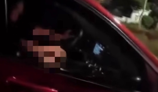 Xác minh clip đôi nam nữ có hành động 'nhạy cảm' trên xe Mercedes ở Ninh Bình