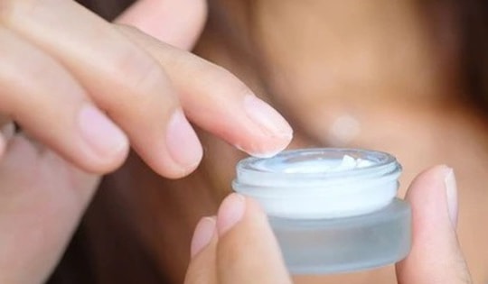 Bộ Y tế yêu cầu thu hồi 5 mỹ phẩm của Công ty dược mỹ phẩm BSSC vì 'nổ' công thức