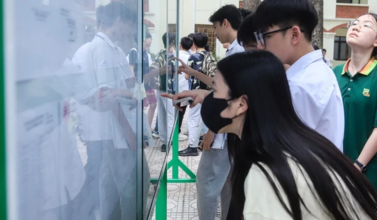 Bài thi tốt nghiệp THPT của một thí sinh tăng từ 1,1 lên 8,75 điểm sau phúc khảo