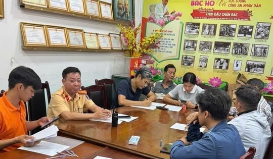 Vụ đoàn xe Vespa ngang nhiên vượt đèn đỏ: Là nhân viên công ty du lịch mạo hiểm