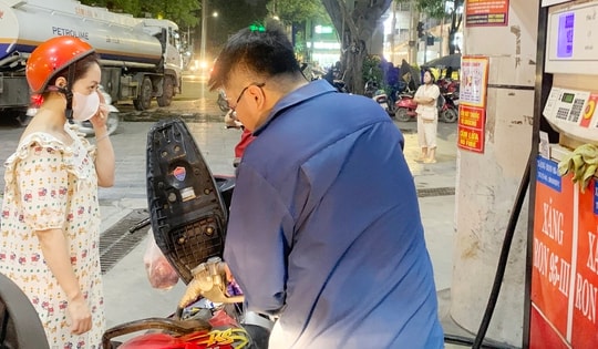 Giá xăng có thể giảm trong ngày mai 14/8