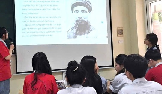 Sửa chương trình, chưa sửa SGK: Học sinh cuối cấp lo lắng, phụ huynh băn khoăn