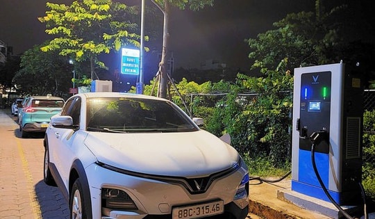Hà Nội đưa ra nguyên tắc lựa chọn các vị trí lắp đặt trạm sạc cho xe điện