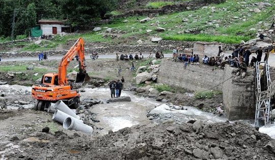 Mưa lớn và lũ quét tại Pakistan khiến 321 người thiệt mạng trong 48 giờ qua