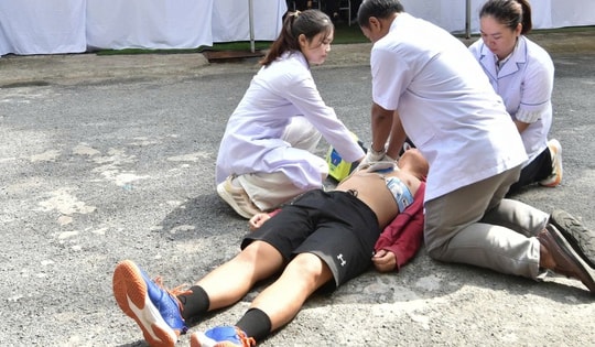 Người đàn ông 74 tuổi ngưng tim 95 phút được cứu sống ngoạn mục