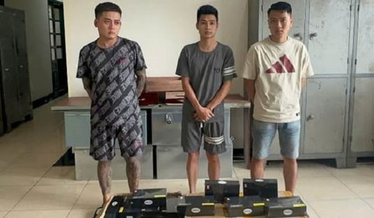 Đi ô tô vào trộm cắp 138 máy tính tại Cảng hàng không quốc tế Nội Bài