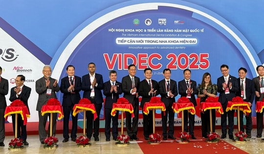 Thứ trưởng Bộ Y tế: Ứng dụng AI, công nghệ 3D...nâng cao chất lượng chăm sóc sức khỏe răng miệng