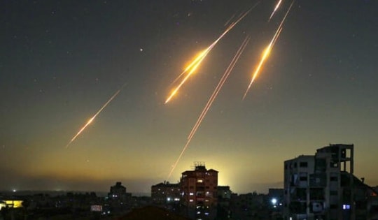 Israel tìm cách chặn đòn tên lửa siêu thanh từ Iran