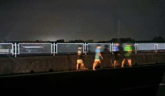 Tiếp tục phát hiện người đi bộ trên cao tốc Vạn Ninh - Cam Lộ trong đêm